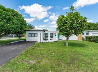 7945 Kismet St, Miramar, FL 33023