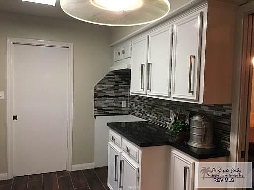 5th image of 1224 Turtle Creek Dr