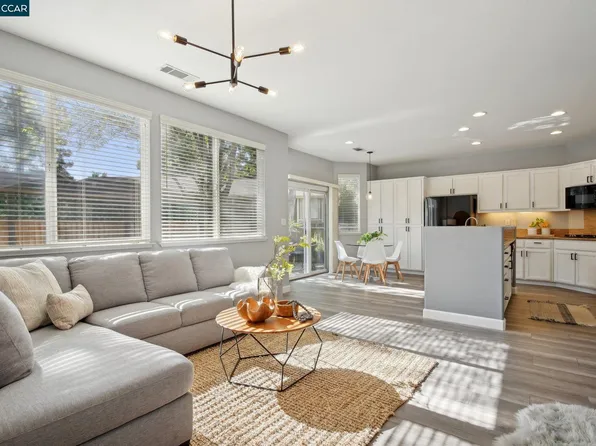 128 Sundance Pl, Martinez, CA 94553