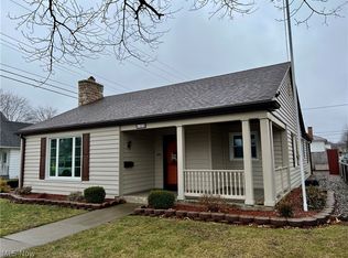 122 3rd St SW, New Philadelphia, OH 44663