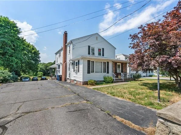 573 Oaklawn Ave Floor 1, Cranston, RI 02920