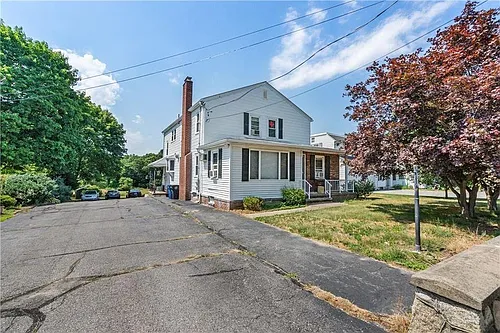 573 Oaklawn Ave #1 Photo 1