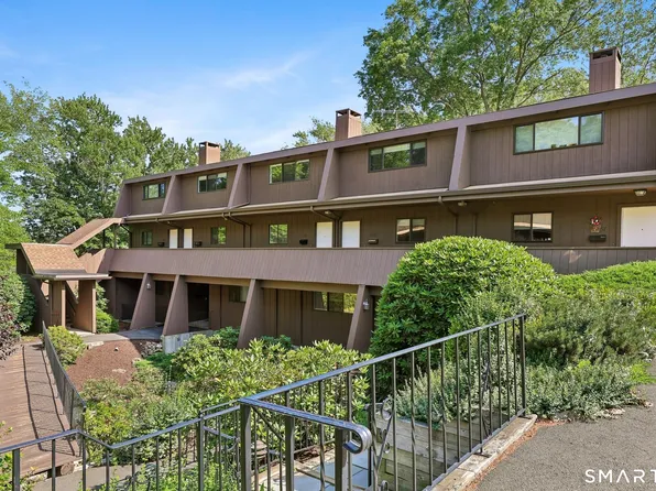 153 Knapps Highway #153, Fairfield, CT 06825