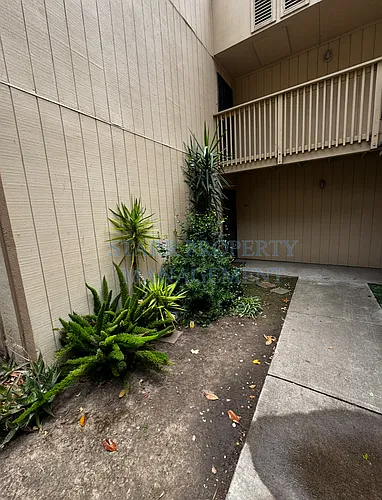 328 Northbank Ct Photo 1