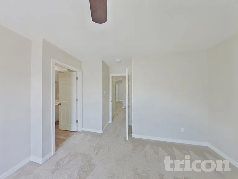 758 Sinclair Dr — Photo 7