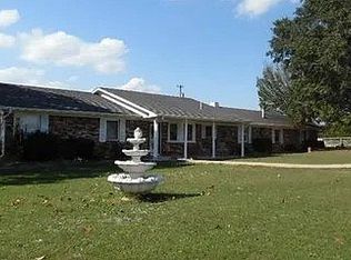 1105 NE 8th St, Stigler, OK 74462