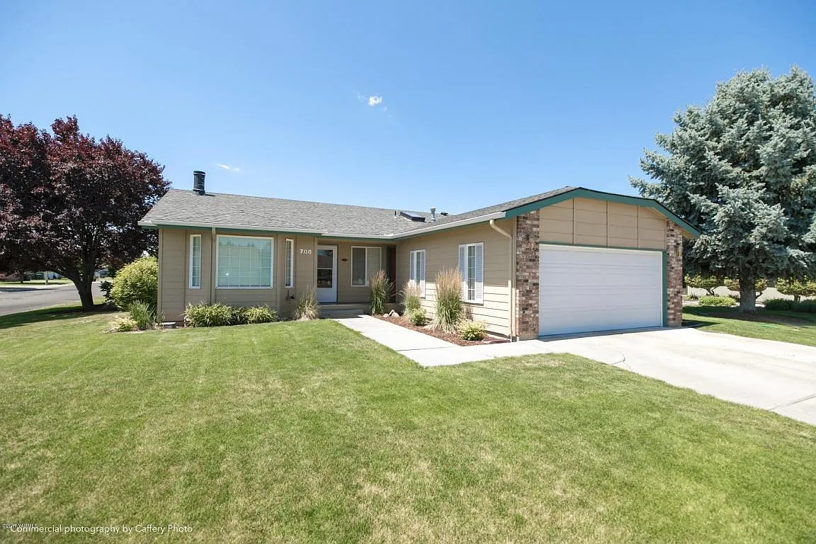 708 S 54th Ave photo 1