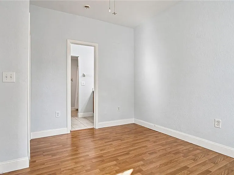 23560 Walden Center Dr #207 — Photo 18