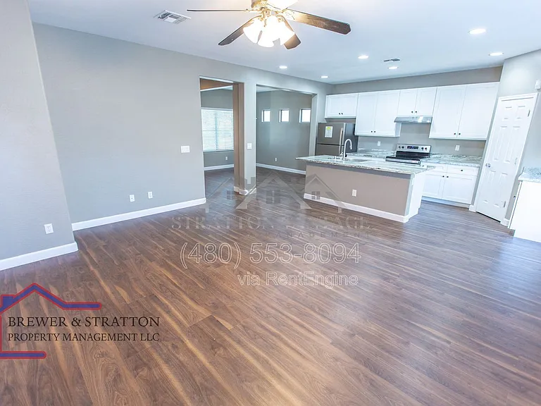 5816 W Gwen St — Photo 18