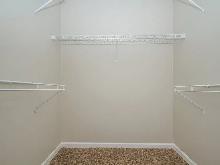 6005 Bradford Hills Dr — Photo 11