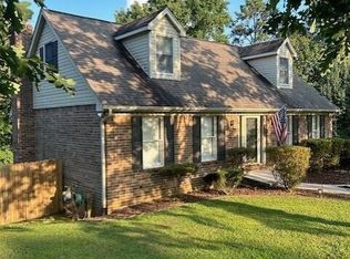 1252 Pinecrest Cir, Lenoir City, TN 37772