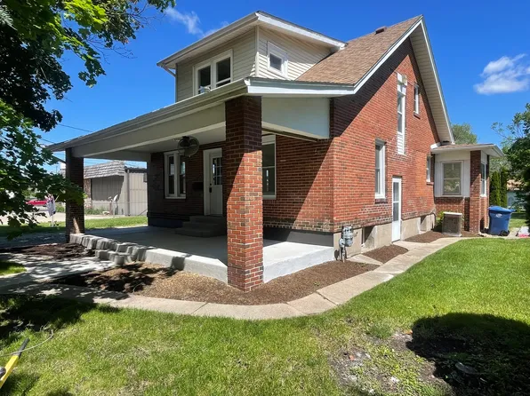 831 Oconor Ave, La Salle, IL 61301
