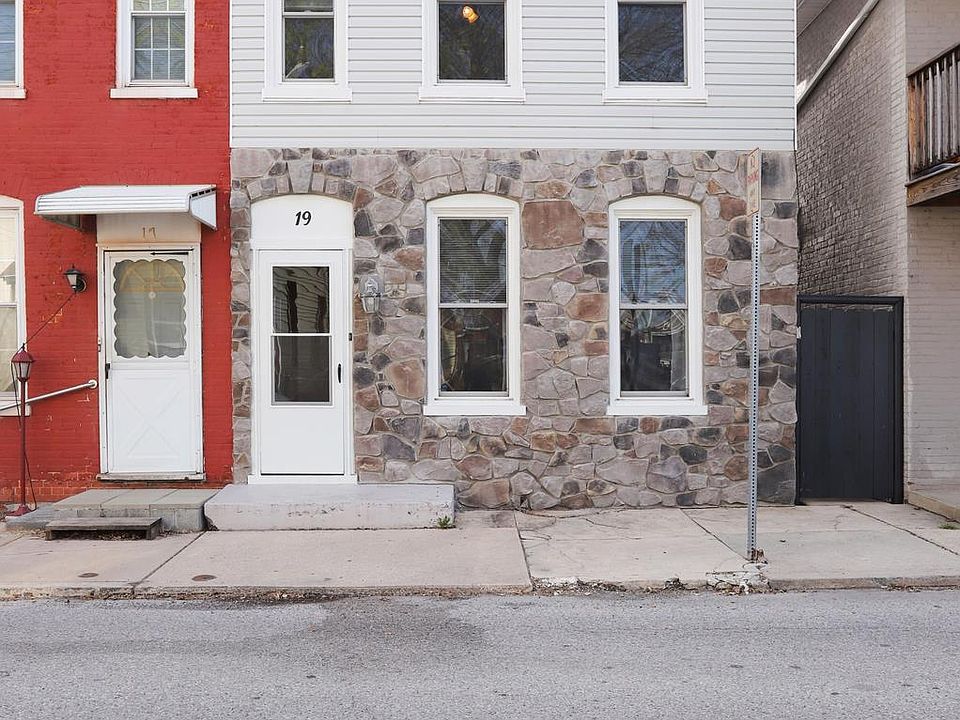 1st image of 19 Cleveland Ave