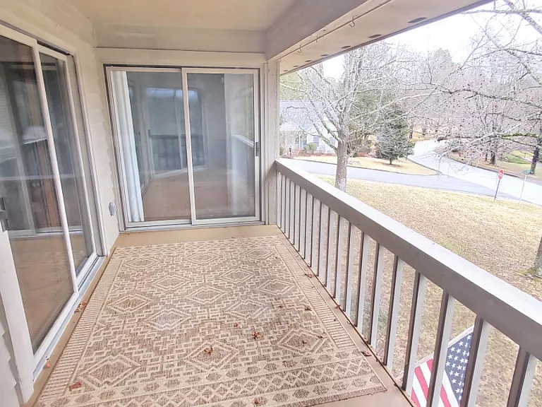 27 Eagle Run — Photo 5