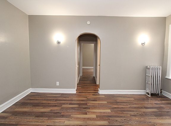 3rd image of 3943 W Diversey Ave APT 013