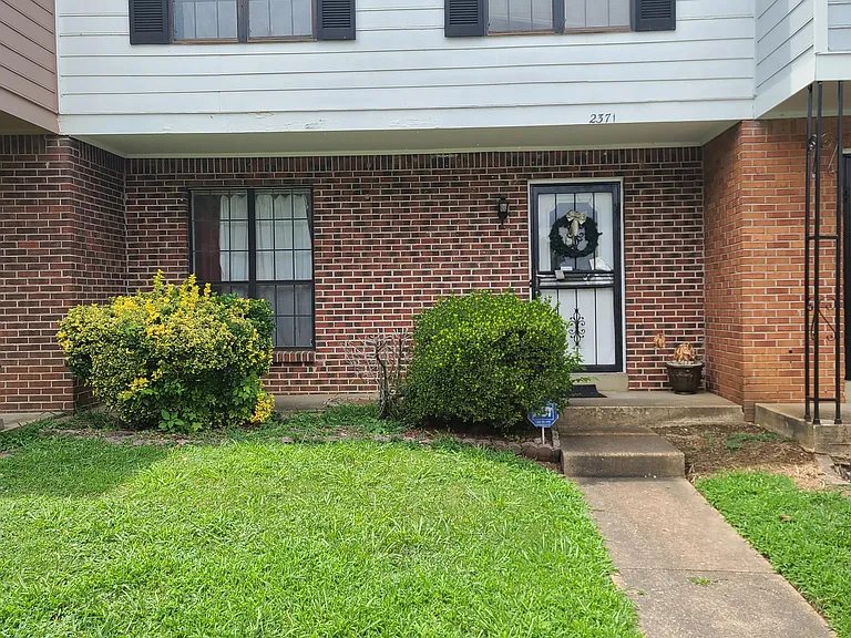 2371 N Orchid Dr — Photo 1