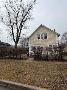 743 Bangs St, Aurora, IL, 60505