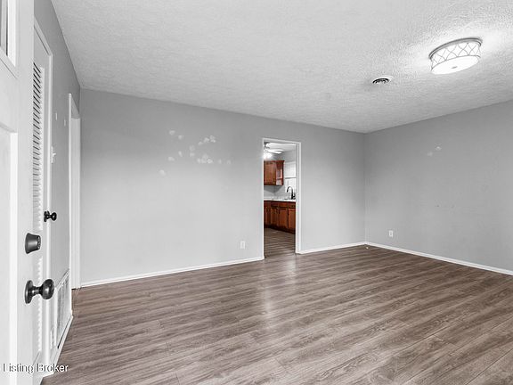 5th image of 9941 Appollo Ct