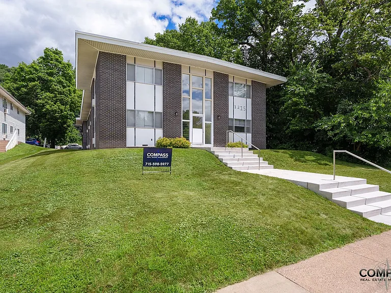 1215 S Dewey St — Photo 10