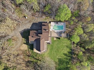 853 Caler Rd, Brasstown, NC 28902