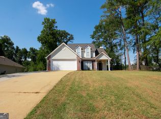 300 Old Pond Rd, Lagrange, GA 30241