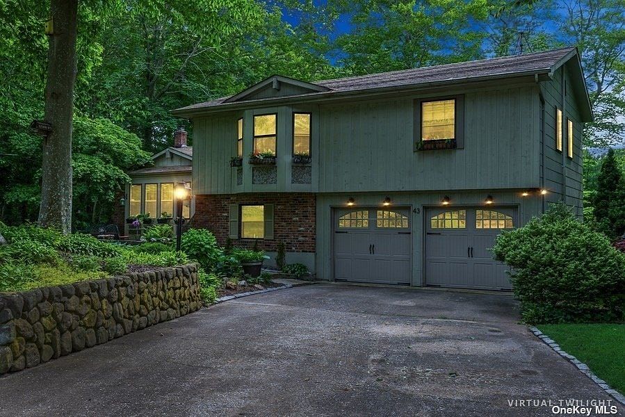 1st image of 43 Linda Ln E