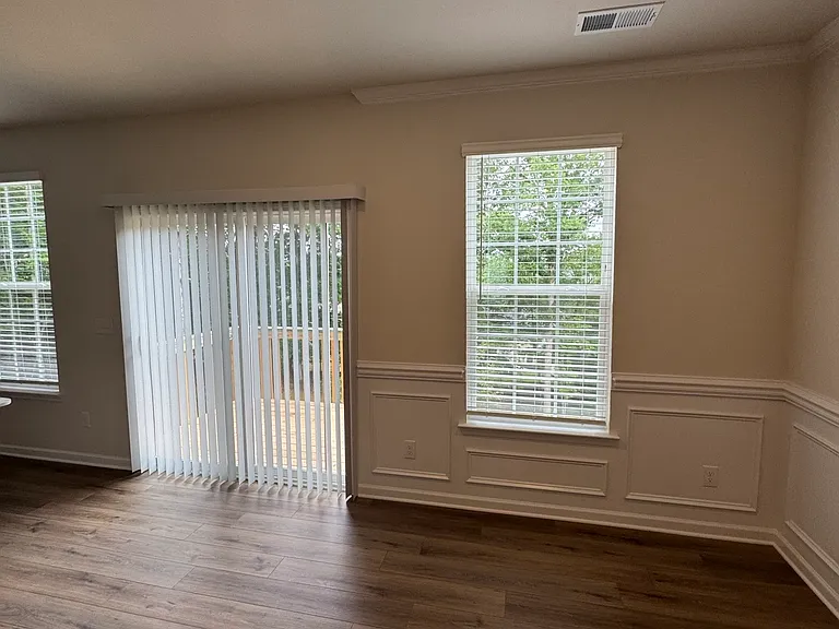 1203 Mary Jane Ave — Photo 10