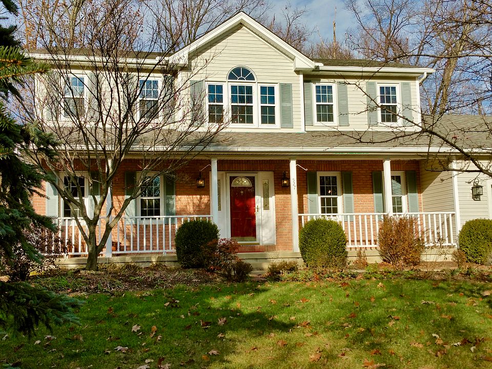 1st image of 527 W Sturbridge Dr