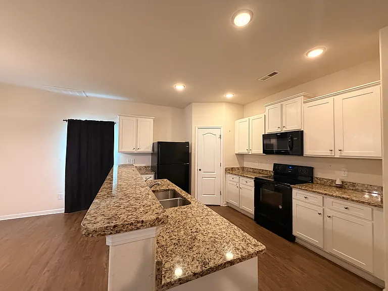 6562 Paw Village Rd — Photo 3