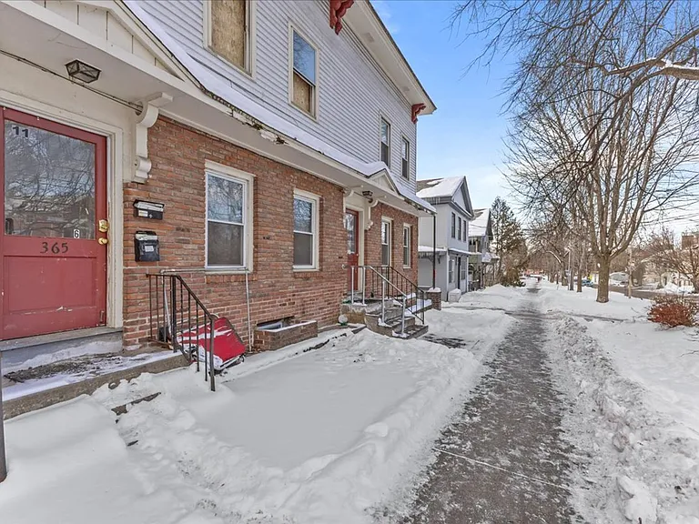 365 Saint Paul St — Photo 11