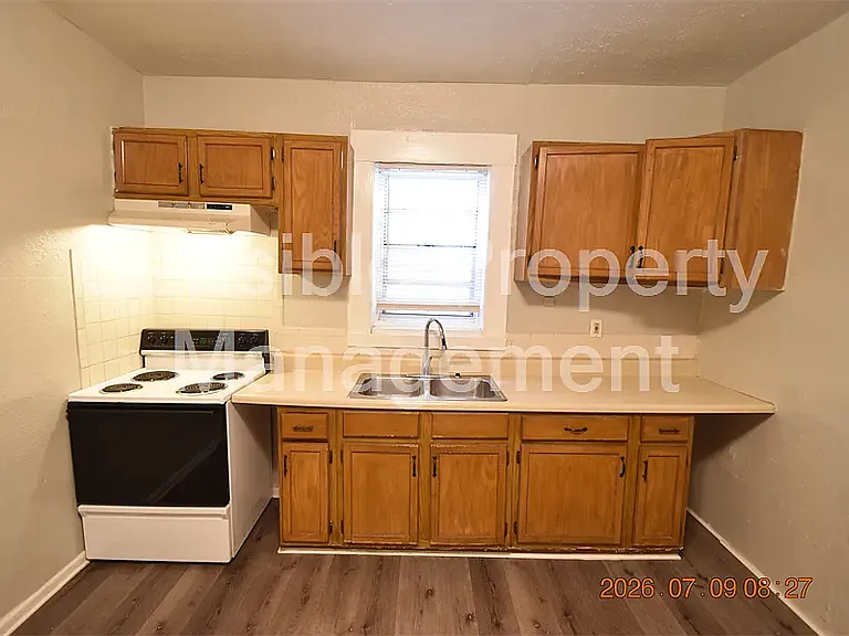 1908 E 15th Ave #A — Photo 13