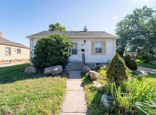 1717 Hugur Ave, Cheyenne, WY 82001