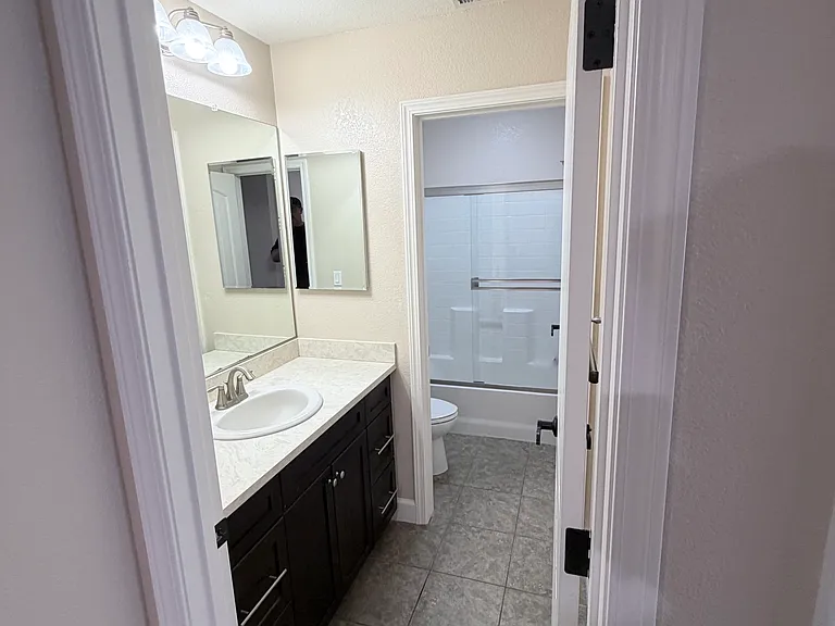 1189 Galeria Cir — Photo 10