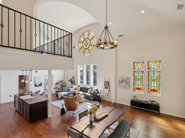 6300 Shattuck Ave Unit 1, Oakland, CA 94609