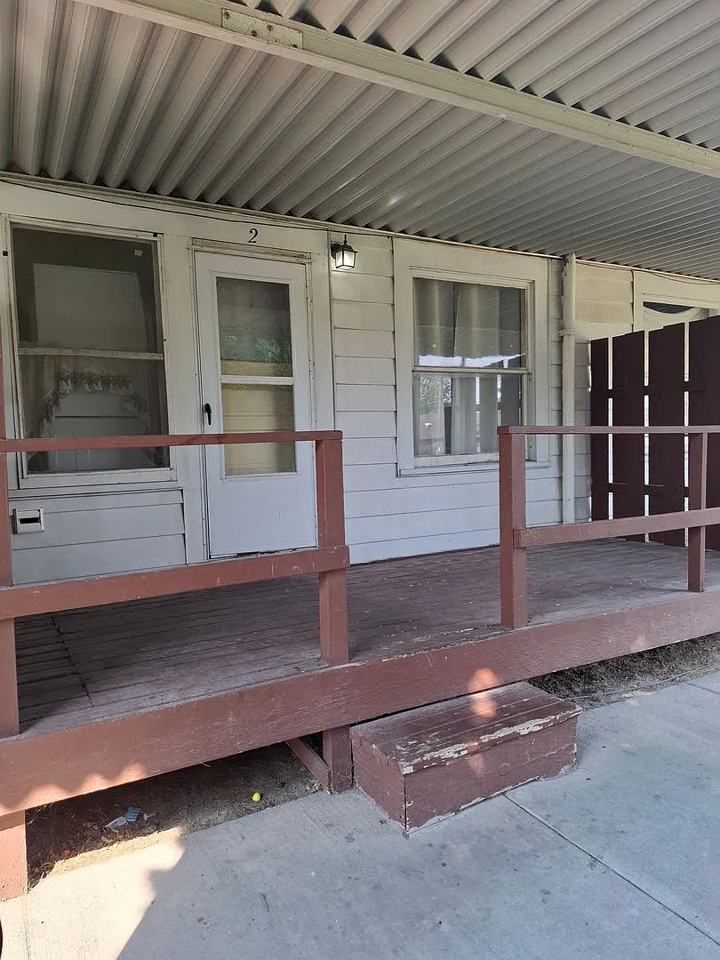 518 Ash — Photo 2