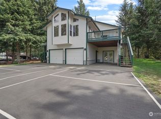 71 E Overlook Pl, Union, WA 98592