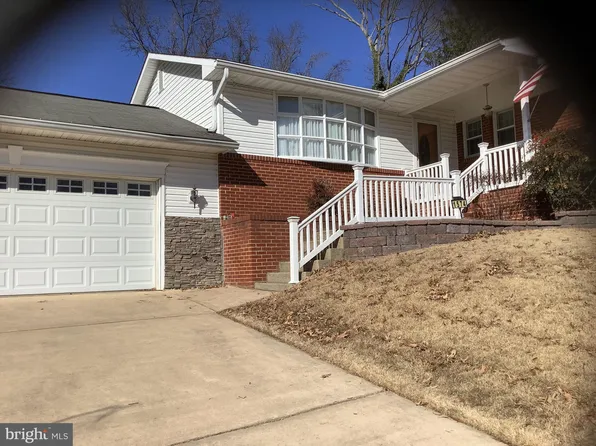 1574 Melanie Rd, Pasadena, MD 21122