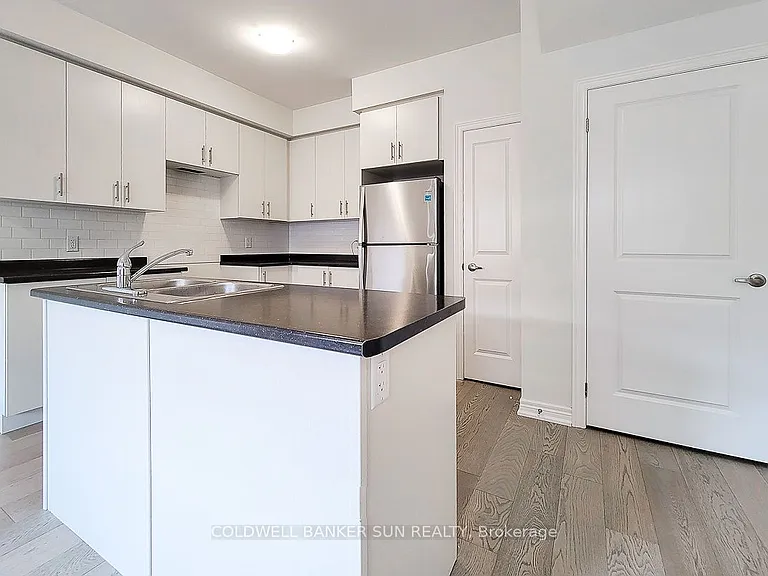 82 Pinot Cres — Photo 8
