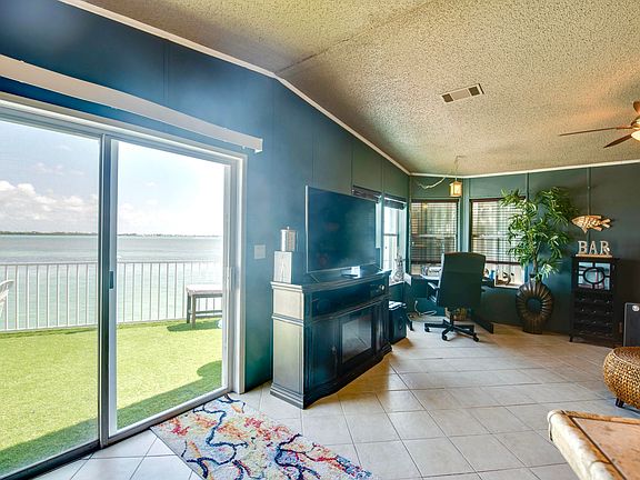 5th image of 701 Spanish Main Dr #481