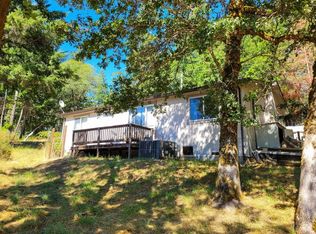 1607 Primrose Dr, Willits, CA 95490