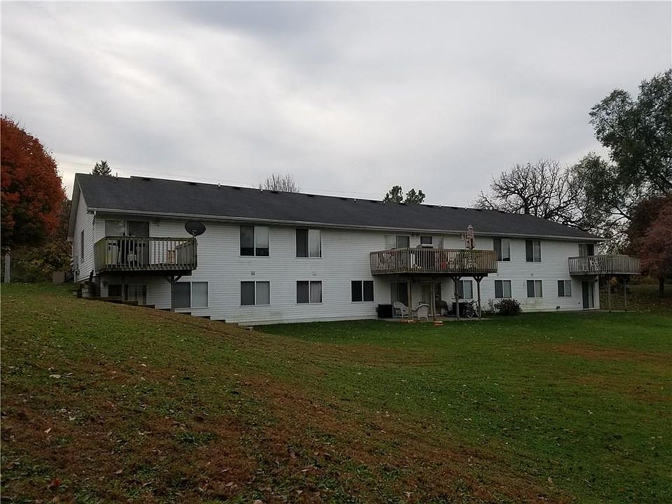 2nd image of 814 SW Ankeny Rd