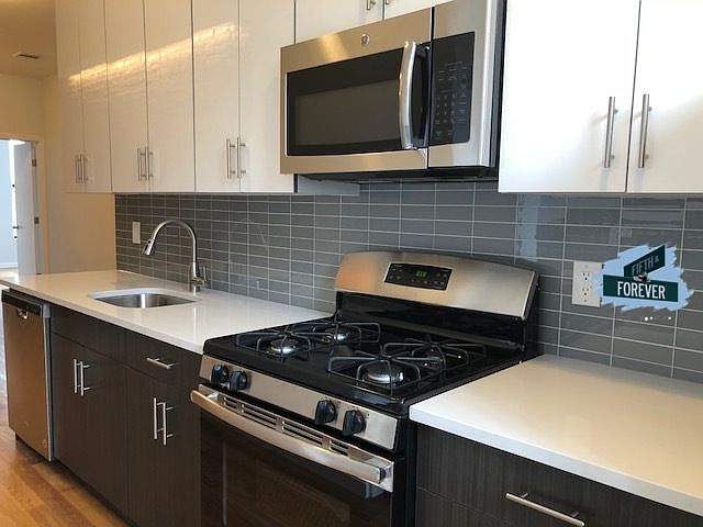 1st image of 641 Halsey St #3