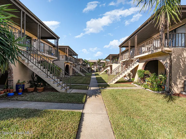228 San Paulo Cir #1 — Photo 23