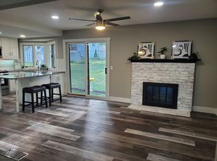 4812 S 106th Cir, Omaha, NE 68127