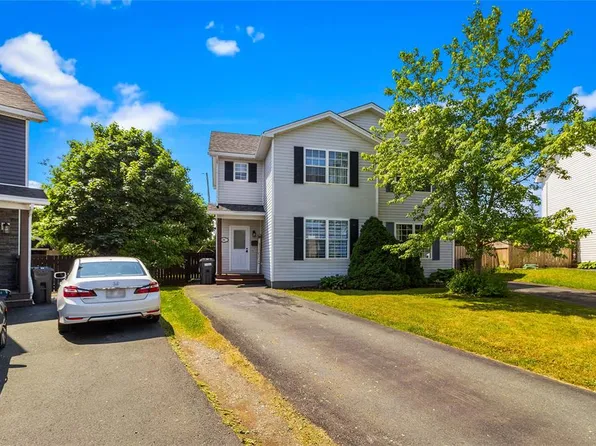 28 Laumann Place, Mount Pearl, NL A1N5B2