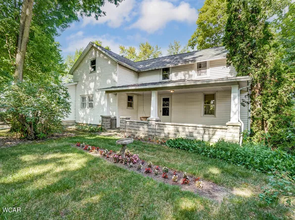 898 Lutz Rd, Lima, OH 45801