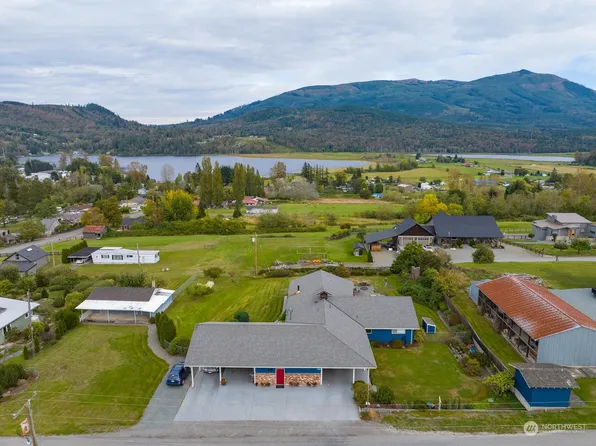 13069 Buchanan Lane, Mount Vernon, WA 98273