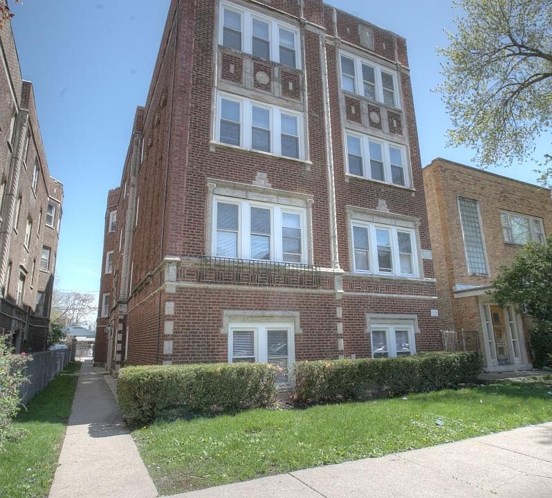 1st image of 6433 N Albany Ave #Gw