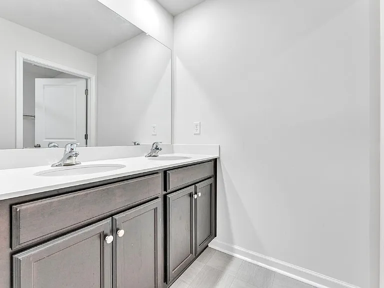107 Milldale Dr — Photo 23