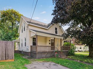 37 Elm St, Greenfield, MA 01301